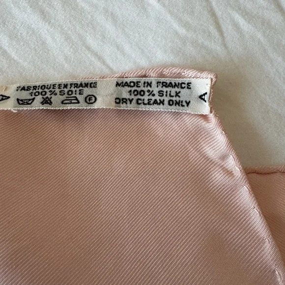 Hermès Pink and Gold Scarf - Picture 6 of 8